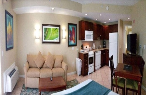 Survey Creek Condo | Become a True Oceanholic!