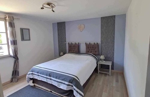 Saint-Martial-de-Nabirat Cabin | Bed and Breakfast-Dordogne-Périgord Noir-Piscine