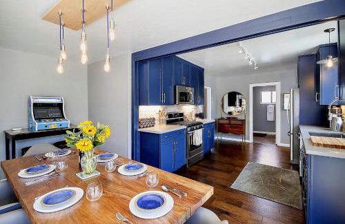 Guerneville House | Bed and Biscuit