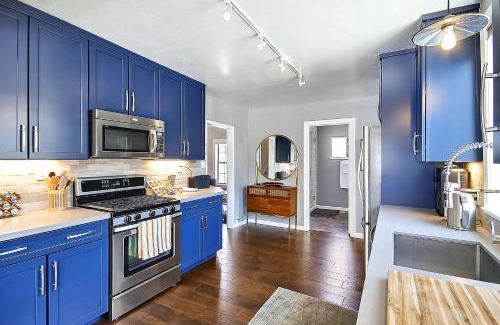 Guerneville House | Bed and Biscuit