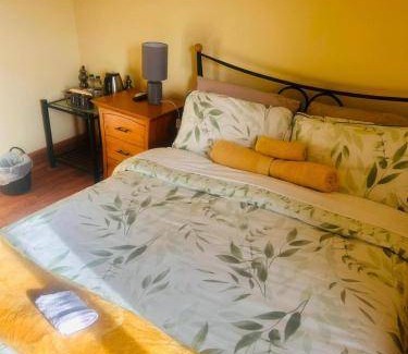 Corofin Bed & Breakfast | Bed and breakfast ∙ 2 guests