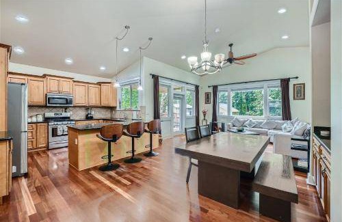 Olympia Bed & Breakfast | Bed and breakfast ∙ 3 bedrooms ∙ 8 guests