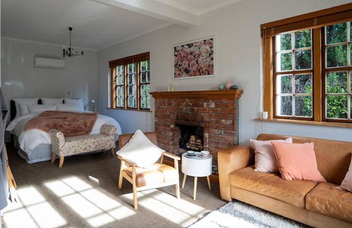 Blenheim Bed & Breakfast | Bed and breakfast ∙ 2 guests