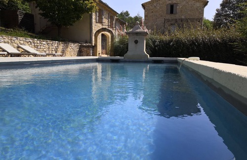 Mollans-sur-Ouveze House | Bed and Breakfast at the foot of Mont Ventoux in the Provençal Baronnies