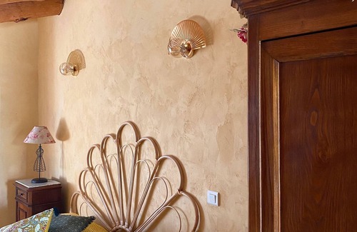 Murato Bed & Breakfast | Bed and Breakfast 'Colomba' with Shared Pool, Wi-Fi and Air Conditioning