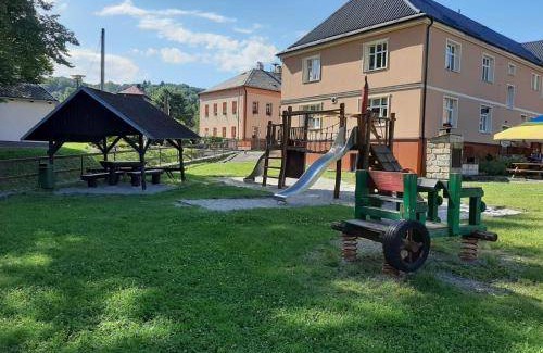 Polevsko Bed & Breakfast | Bed and breakfast ∙ 5 guests