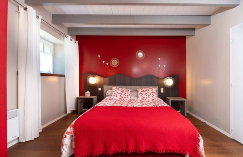 Arzano Bed & Breakfast | Bed and Breakfast 'Hortensia' with Shared Pool, Shared Terrace and Wi-Fi