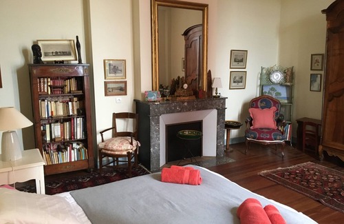 Bouglon House | Bed and Breakfast in a charming manor house. A family suite (2ch + 1sdb), 3ch + sb