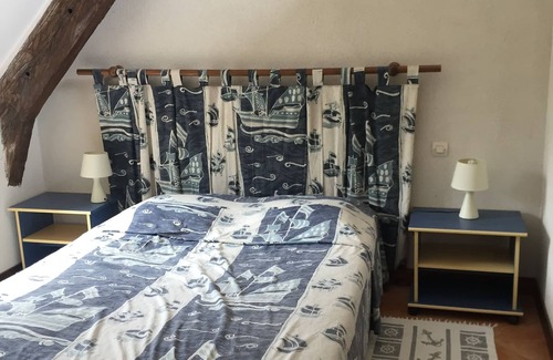 Ambon Bed & Breakfast | Bed and breakfast in traditional Breton longère