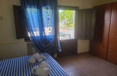 Arcavacata Bed & Breakfast | Bed and Breakfast "Riccio - La Cantina Del Contadino" with Shared Pool, Shared Terrace & Wi-Fi