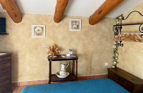 Murato Bed & Breakfast | Bed and Breakfast 'Stella' with Shared Pool, Wi-Fi and Air Conditioning