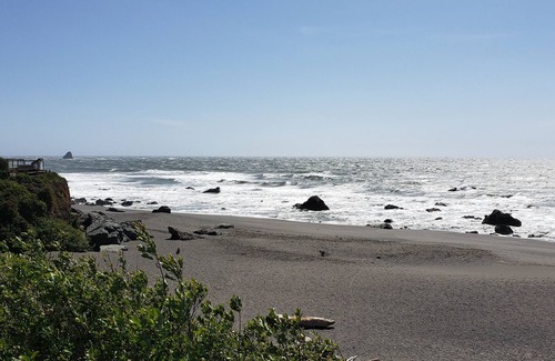 Crescent City Bed & Breakfast | Bed and Breakfast amongst the trees and forest