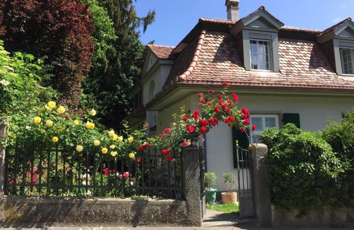 Mattenhof-Weissenbuhl Bed & Breakfast | Bed and Breakfast Wildrose