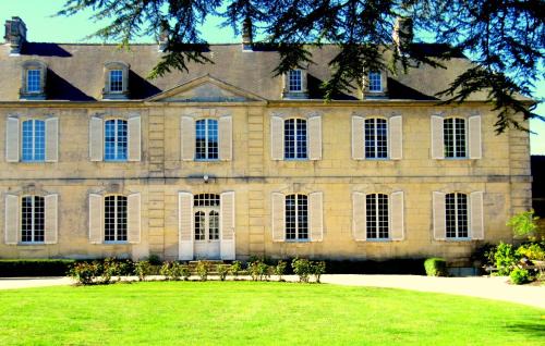 Bretteville-l'Orgueilleuse Bed & Breakfast | Bed & Breakfast Chateau Les Cèdres