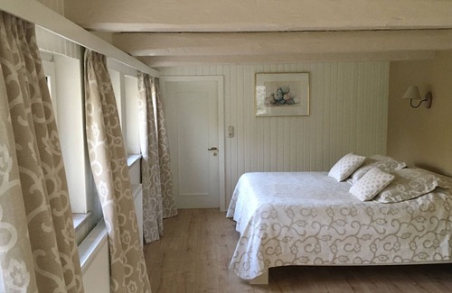 Auteal Bed & Breakfast | Bed & Breakfast at the Mill Pond