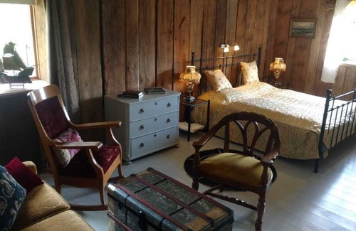 Mariestad Bed & Breakfast | Bed & Breakfast Börstorps Slott