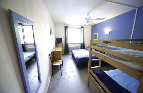 Brujas Bed & Breakfast | bed & Breakfast
