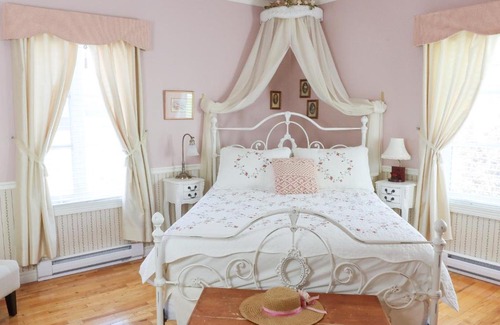 Boischatel Bed & Breakfast | Bed & Breakfast, Gîte La Princesse des Champs
