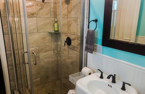 Edwardsburg Bed & Breakfast | Bed & Breakfast private room near Amish Country