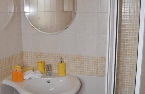 Macere Bed & Breakfast | Bed & Breakfast Valeri