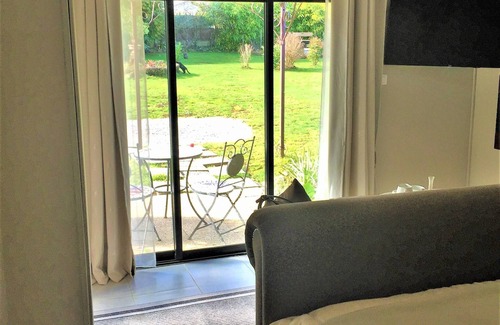 La Porcherie Bed & Breakfast | Bed & Breakfasts - Ilse Garden Chair