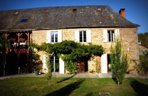 Aucazein Bed & Breakfast | Bed In Bellongue