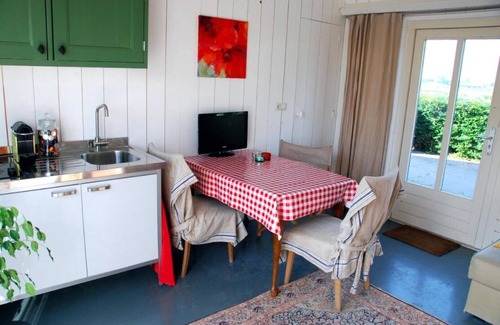 Waterland Apartment | Bed In Waterland