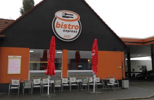 Sedlec Bed & Breakfast | Bed & Parking Eurobit