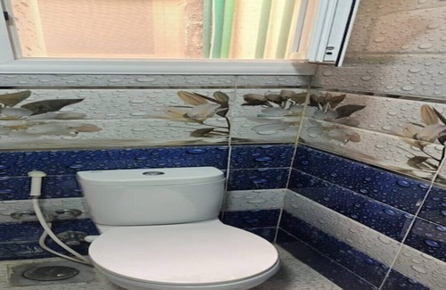 Al-Muntazah Apartment | Bed room in apartement with sea view close to the Nilson island and beach zone