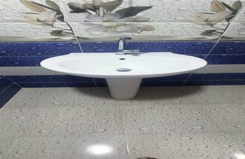 Al-Muntazah Apartment | Bed room in apartement with sea view close to the Nilson island and beach zone