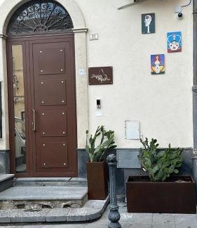 Centuripe Apartment | Bedda Matrici Suite Room
