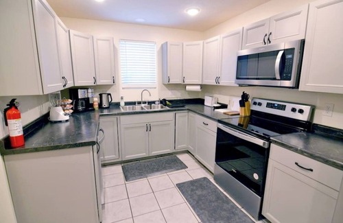 Bedford House | Bedford Bungalow