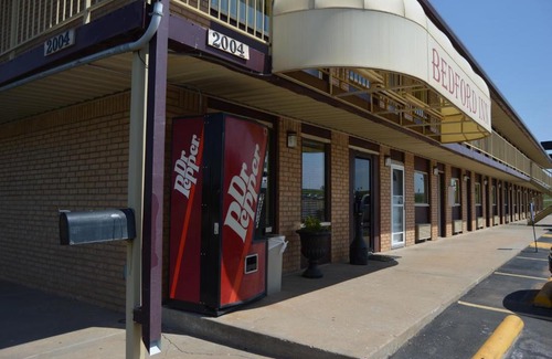Elk City Hotel | Bedford Inn