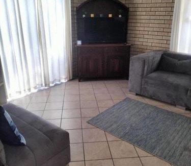 Kouga House | Bedoeldeland