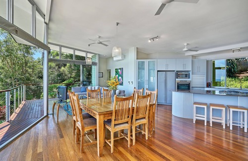 Palm Cove House | Bedrock - Relax & Recharge with spectacular views