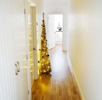 New Cross House | Bedroom 1, Queens Road