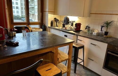 Secheron House | Bedroom & Kitchen - Perle du Lac, Geneva