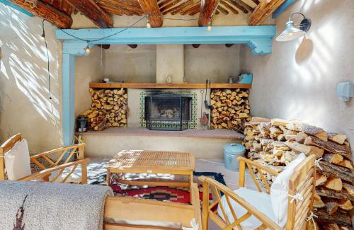 Taos House | Bedside Manor