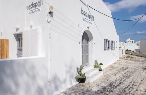 Fira Hotel | Bedspot Hostel