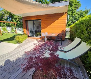 Excenevex Bed & Breakfast | Bee Happy