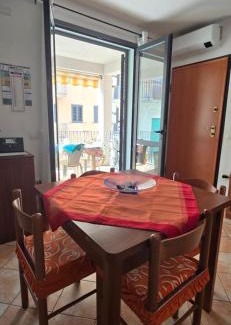Bosa Marina Apartment | Bee House Beach