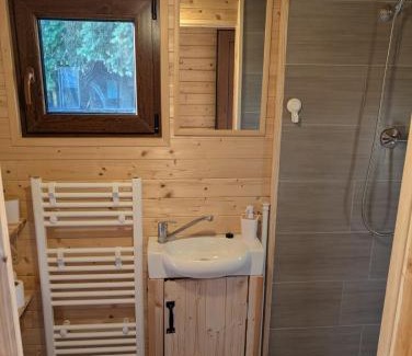 Boranovice House | Bee house