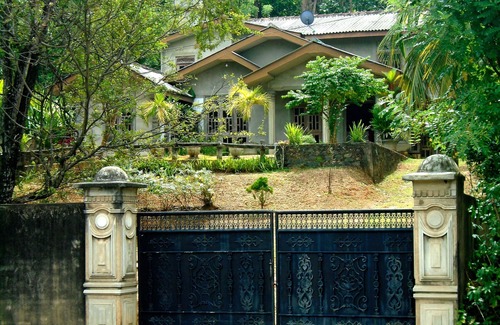 Dickwella House | Bee Line-Stay With Us & Experience The Sri Lankan Cousins blended With Culture
