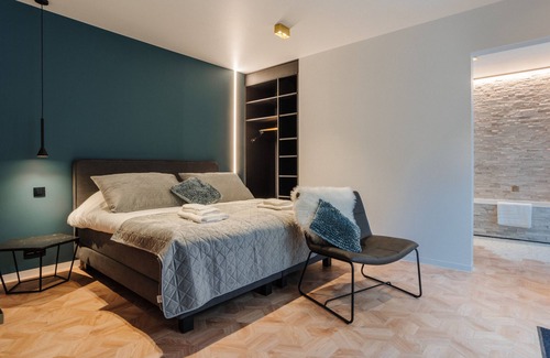 Sint-Michiels Bed & Breakfast | BEE n BEE