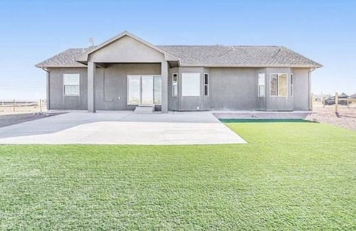 Pueblo West House | Bee Our Guest * Entire 3 Bedroom Place * Lots of Natural Light