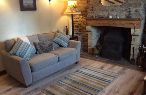 Castleton House | Beech croft holiday cottage