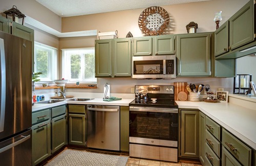 Banner Elk Condo | Beech Mtn- Amazing View+1 Mile to Ski Beech - Walking distance to Overlook Barn
