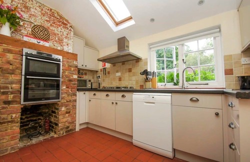 Staplefield House | Beeches Cottage |Garden| by Brighton Holiday Lets