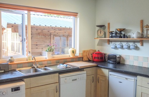 Blair Atholl Cottage | BEECHWOOD COTTAGE, family friendly, with open fire in Blair Atholl