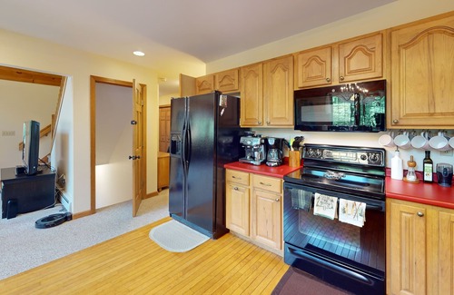 East Haven  Rutland County House | Beechwood Home - 4 Bedrooms and 3 Baths, sleeps 10
